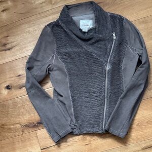 BKE Women's greige/brown Textured Blazer